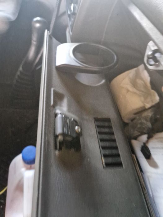 Vw t4 multivan uchwyty na kubki oryginal