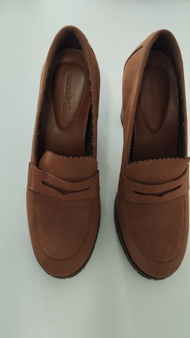 Sapatos senhora Timberland novos, 38,5