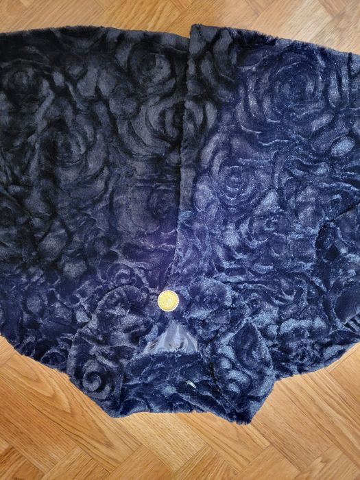 Накидка на плечи меховая