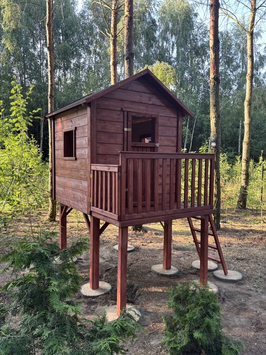 Domek drewniany dla dziecka 140 cm na 140 cm