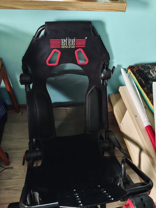 Fotel wyścigowy do grania
