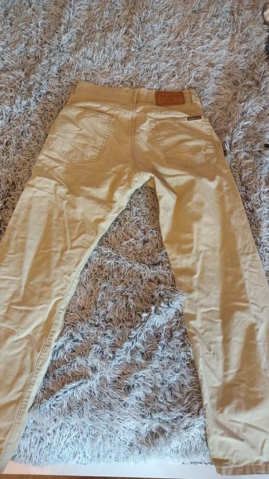 Spodnie beżowe Marlboro Classics