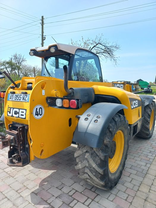 Продам телескопічний навантажувач JCB 531-70 Agri Super