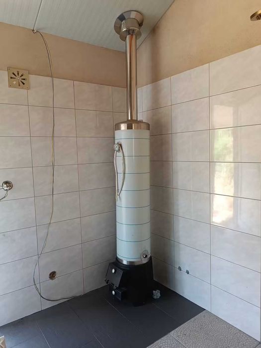 VENDA Quinta de 1,4 ha com casa de Arrumos em Vale de Prazeres, Portugal - 119.000€