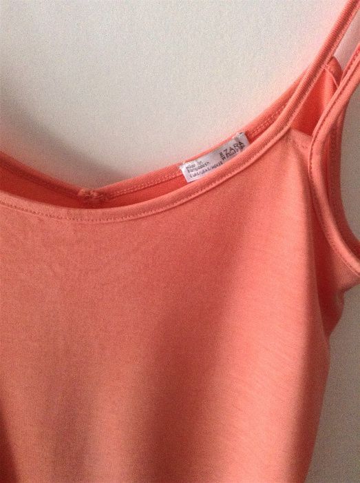 Top básico salmão zara