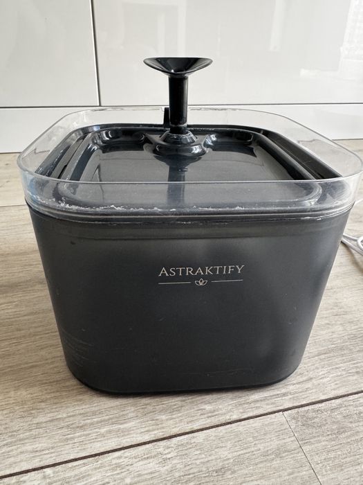 Automatyczna fontanna poidełko dla kota psa Astraktify WF01