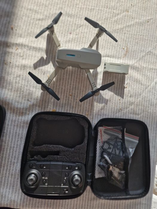 Drone E88PRO - 1 bateira câmara dupla
