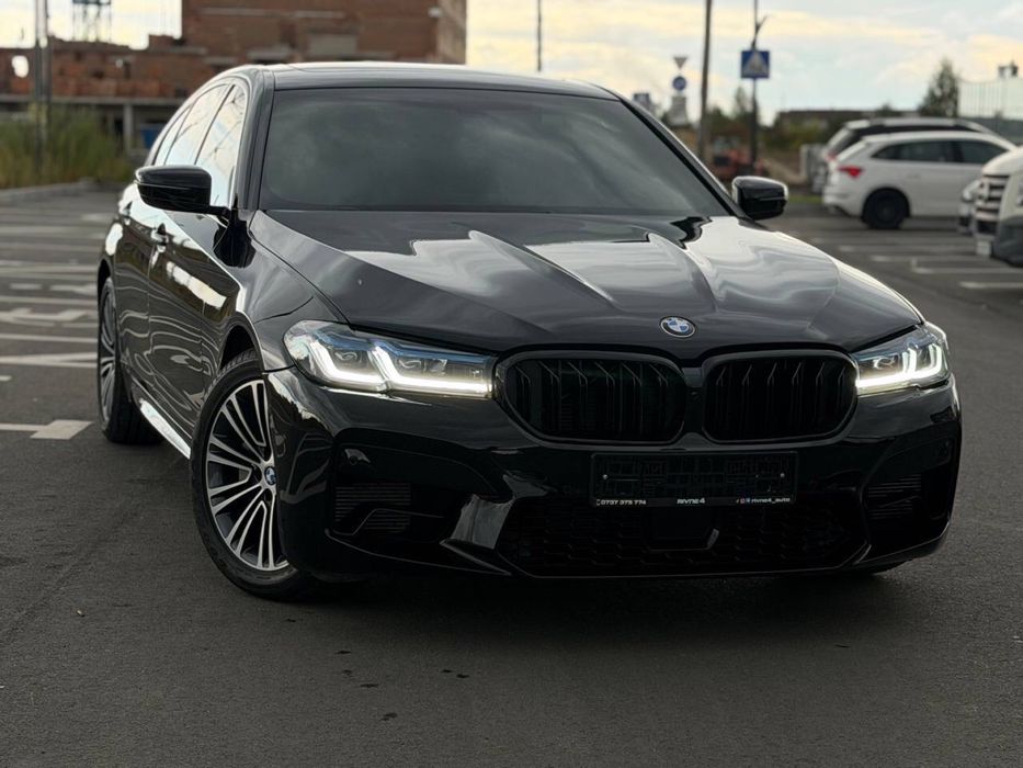 BMW 530i xDrive 2017 рік переодягнена в рест