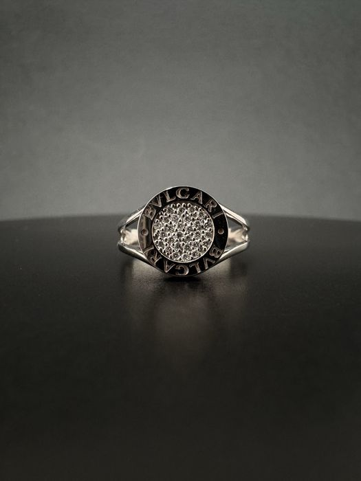 Золота каблучка / золотое кольцо / бриллианты / діаманти