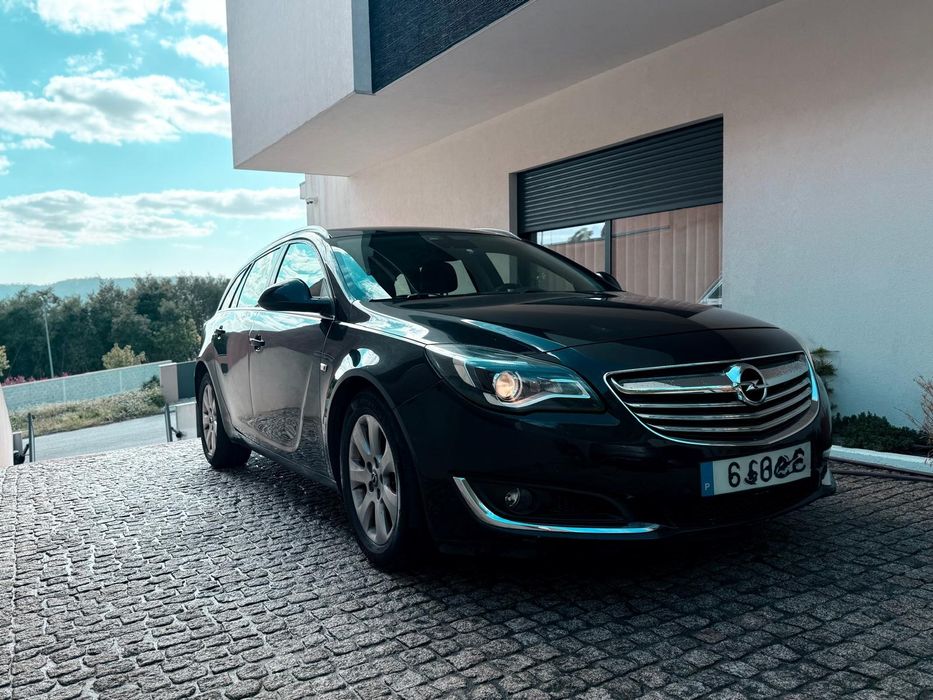 Opel Insígnia 2.0 CDTi  2014 
NACIONAL
140CV
2014

Viatura e