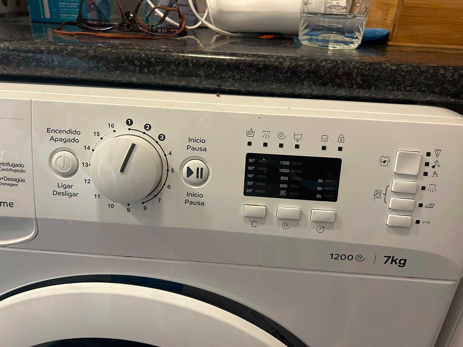 Máquina lavar roupa Indesit