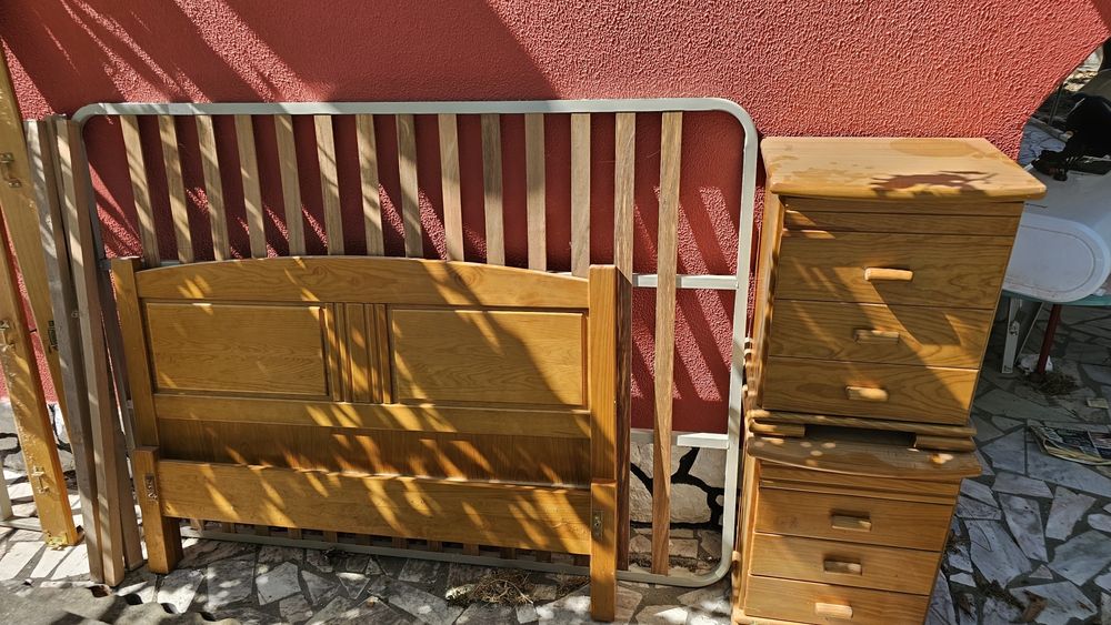 Cama de casal com colchão
