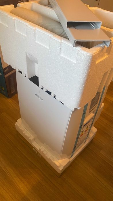 Ar Condicionado DAITSU PORTÁTIL .12000B.BCAL