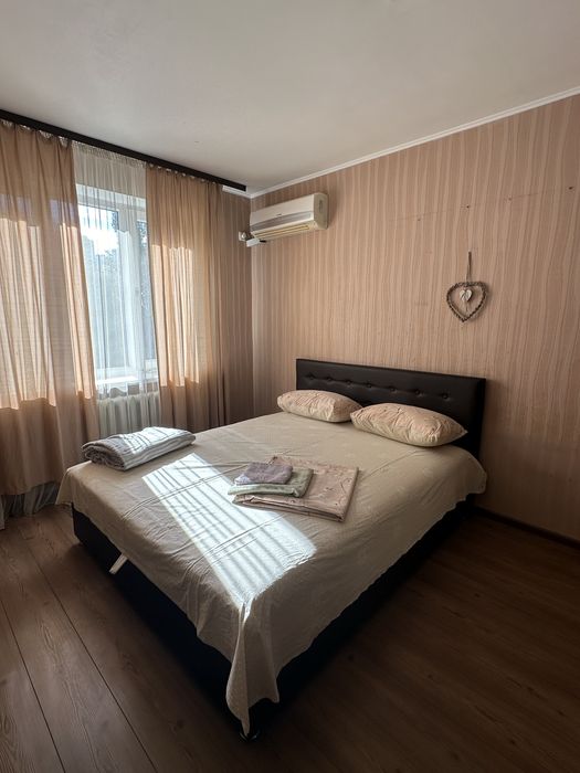 ВОКЗАЛ 2 хвилини пішки! низький поверх. 2-во кімнатна квартира