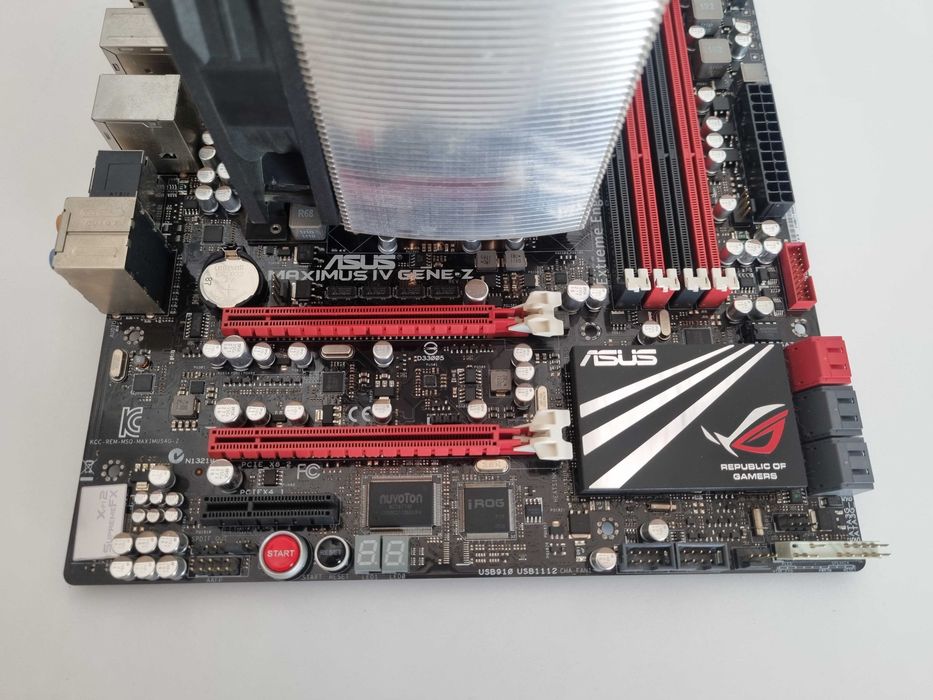 Asus Maximus IV Gene-Z + Intel i7 2600k + chłodz. SilentiumPC Fortis