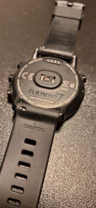 Suunto 7 AMOLED (NFC, compatível com Android e iOS)