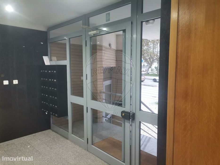 Apartamento T4 para venda
