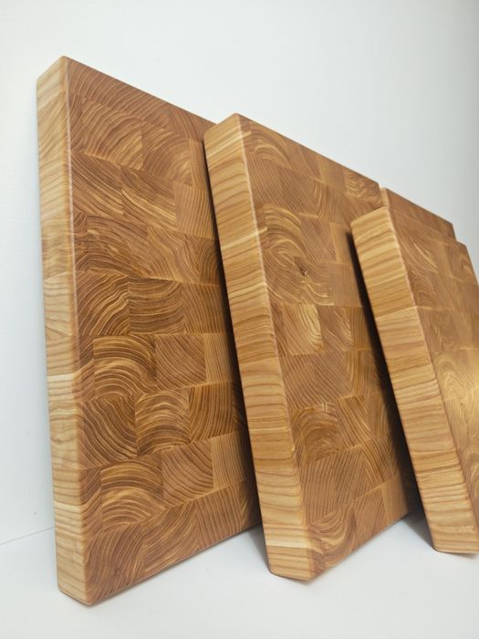 Deska sztorcowa jesionowa