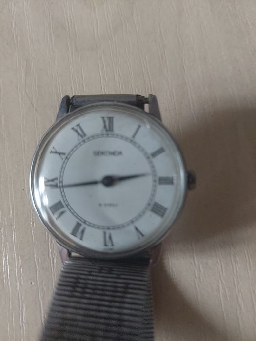 Мужские часы секонда наручные