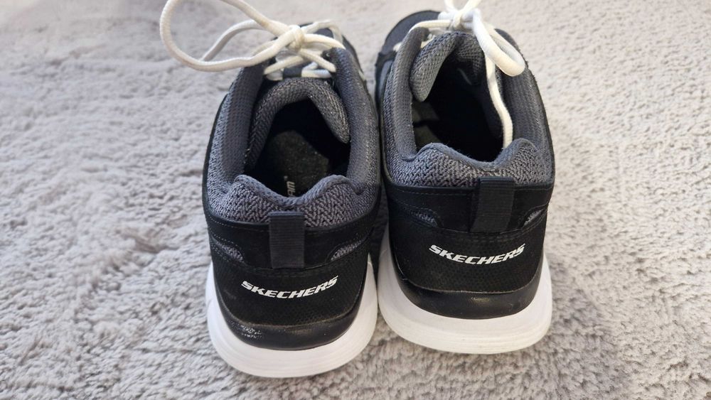 Meskie sneakersy Skechers rozm. 42