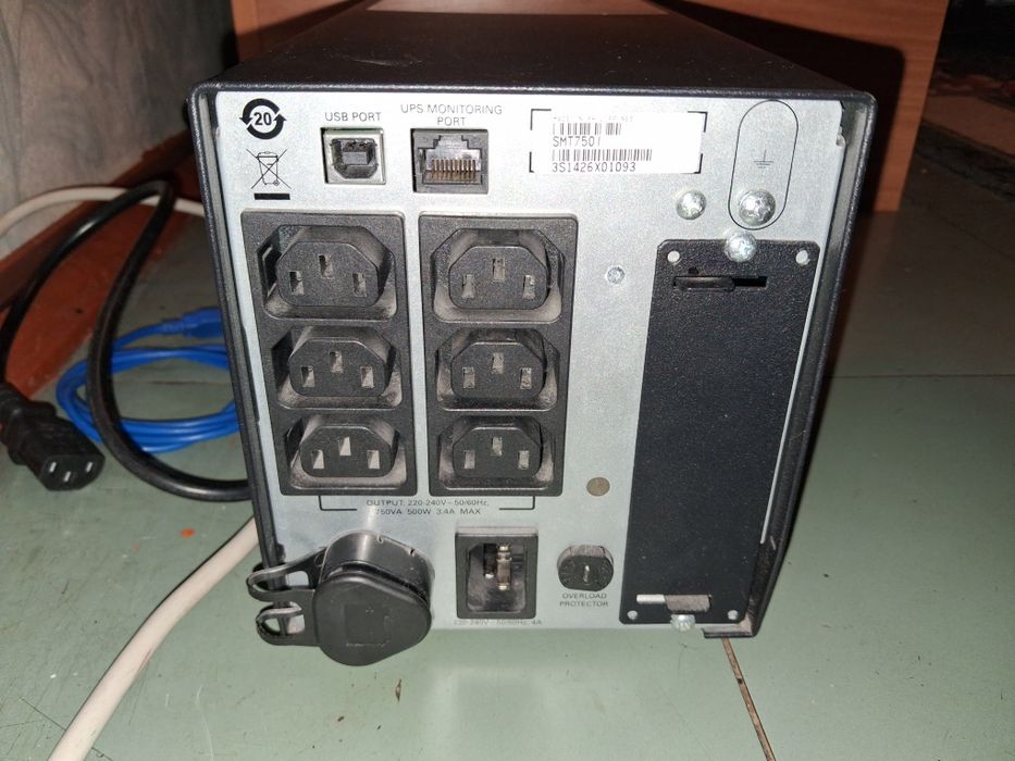 ДБЖ APC Smt-750i та Logic Power 650ВА, обмін