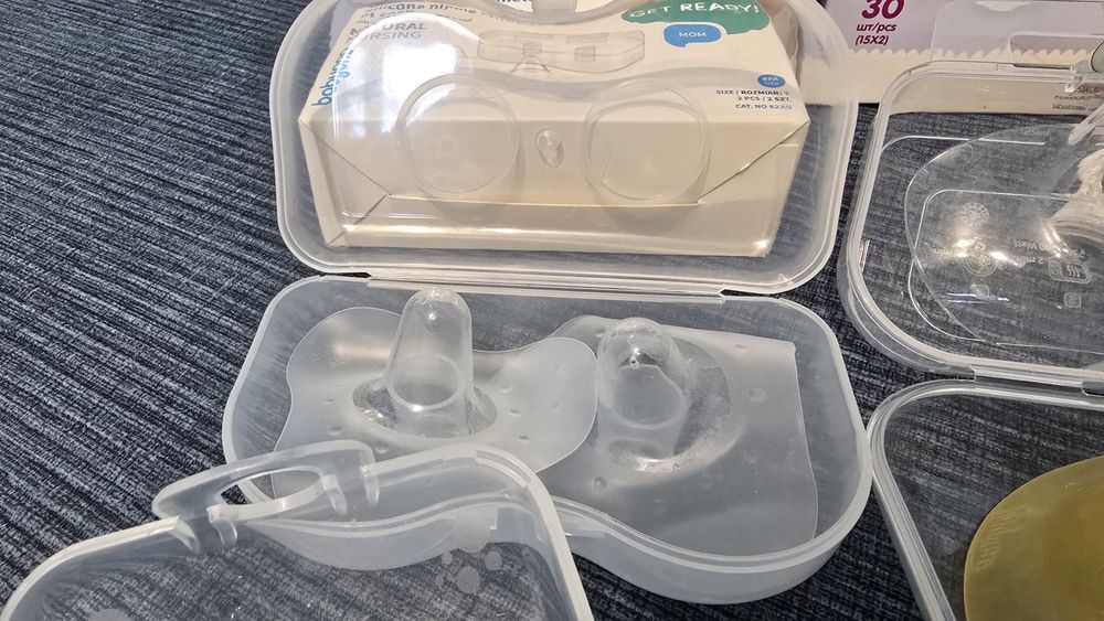 Накладки на груди, ніблери