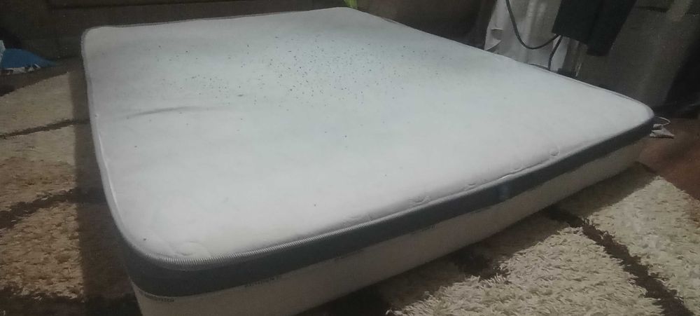 Продам матрас 160*200
