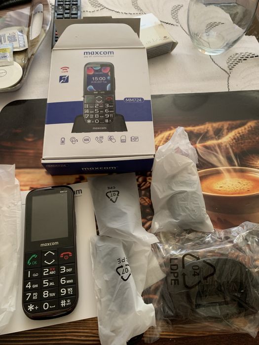 Telefon maxcom MM724
