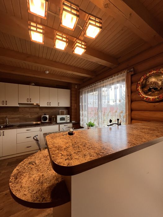 Продаж чудового будинку з неймовірним видом на місто!