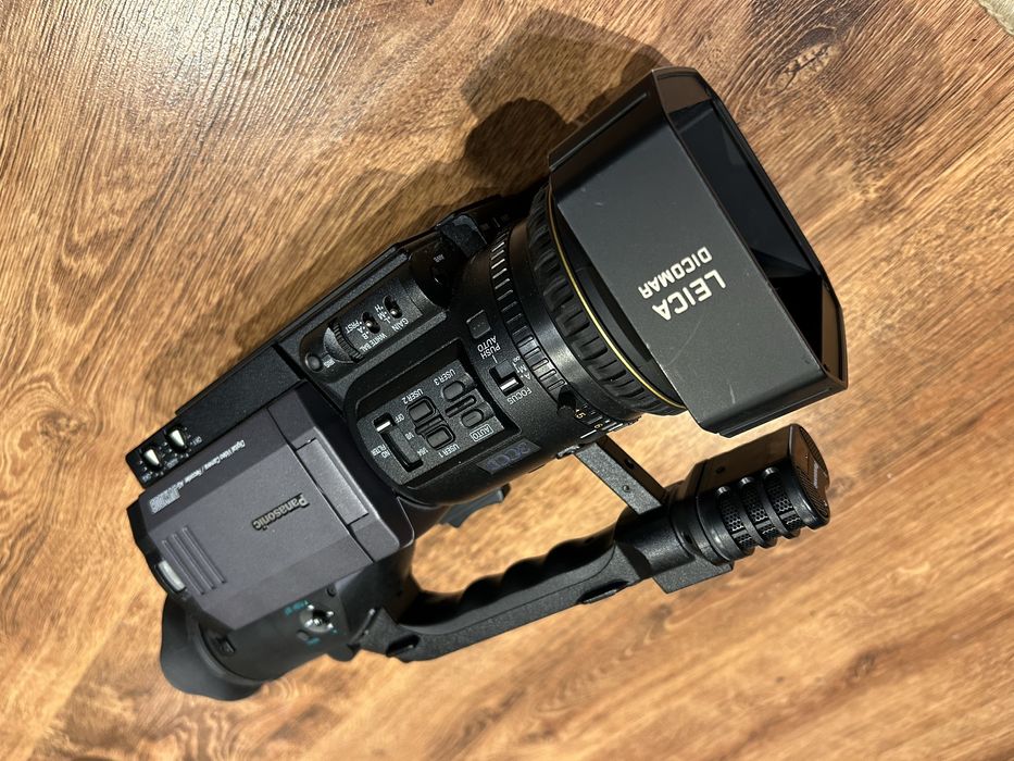 Panasonic dvx 100b - kamera dv, bardzo mały przebieg, super stan