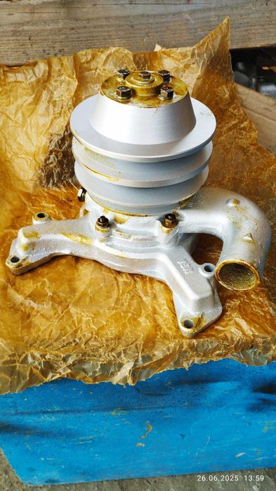 Помпа Зил 130 оригинал