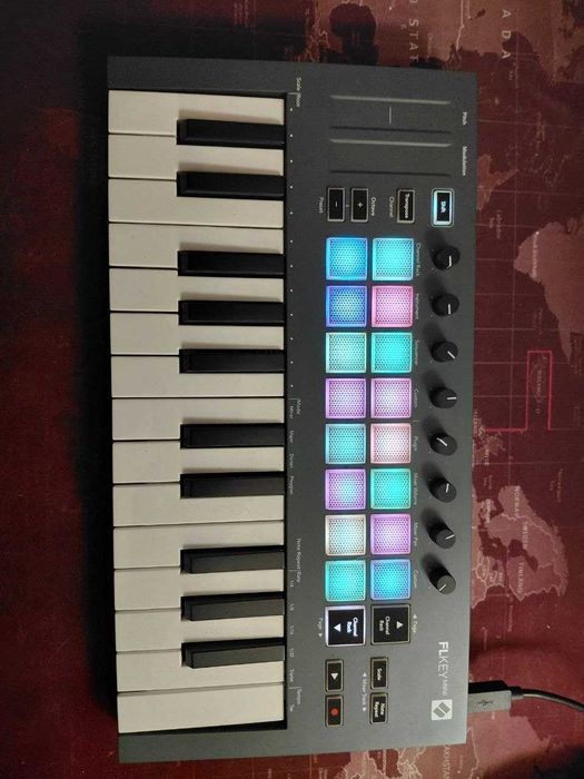 Midi-клавіатура Novation FLkey Mini