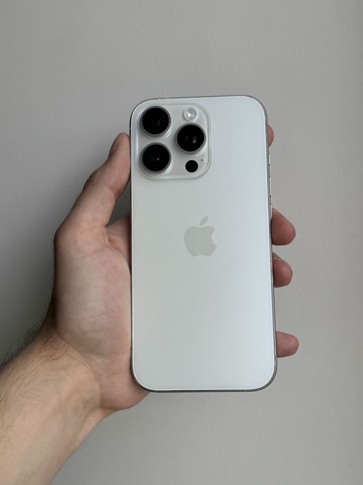 iPhone 16 Pro 256 Gb White Titanium Neverlock АКБ 90% Физическая сим