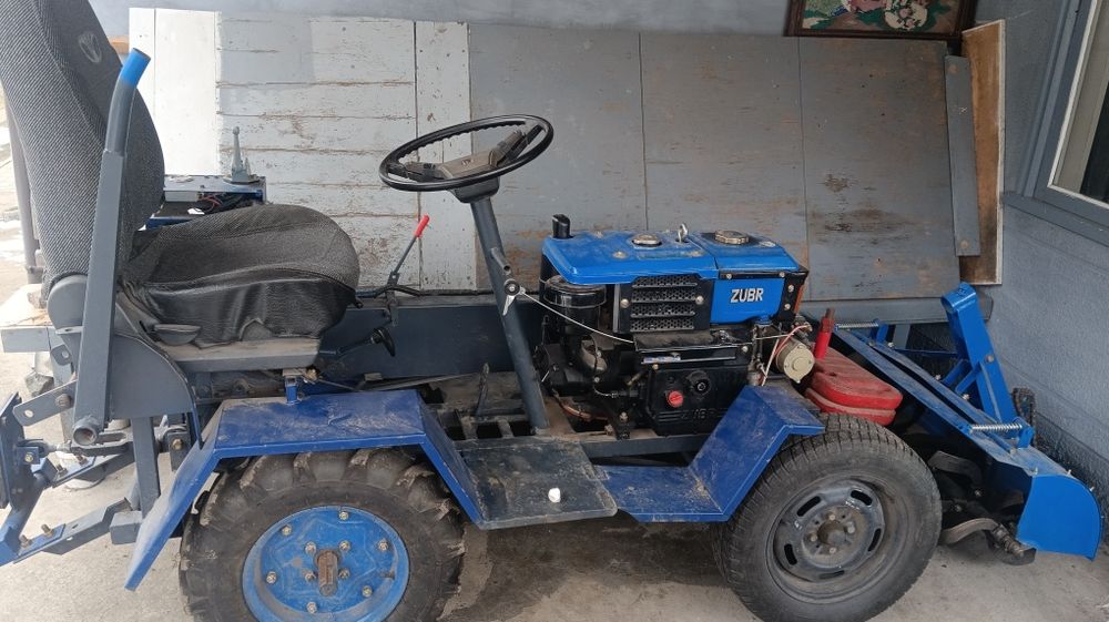 Продам мінітрактор дизельний.