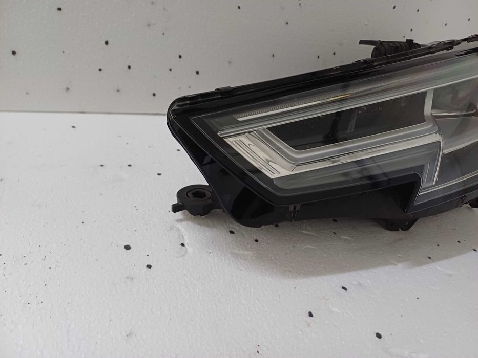 lampa lewa audi a4 b9 full led 8w094.1033 rok 15-19