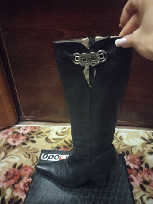 Сапожки демисезонные кожанные