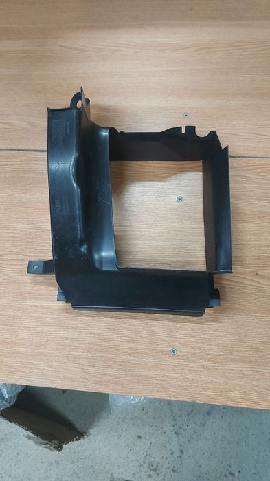 Porsche cayenne 9y0 рестайл воздуховод  9y0117336ag,9y0117335ag