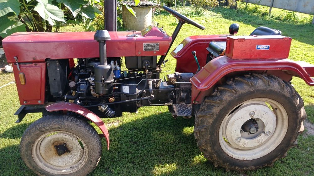 Трактор сінтай 180.