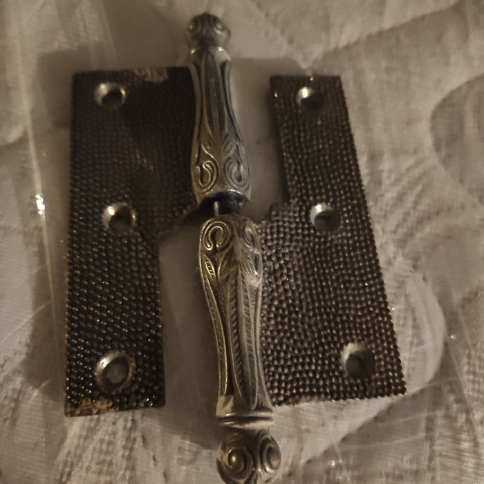 Ferragens para  portas