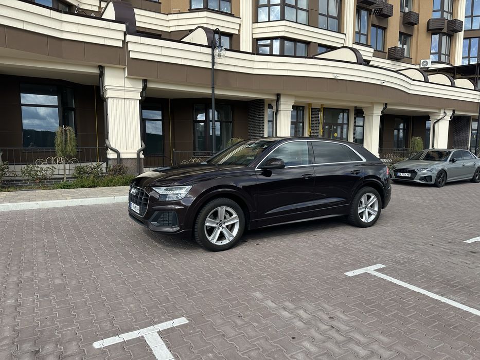AUDI Q8 3.0 D 2021 офіц.