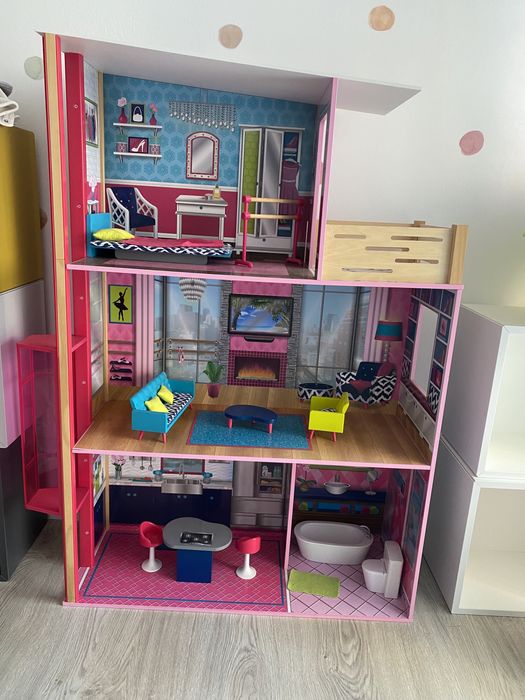 Casa da Barbie/bonecas