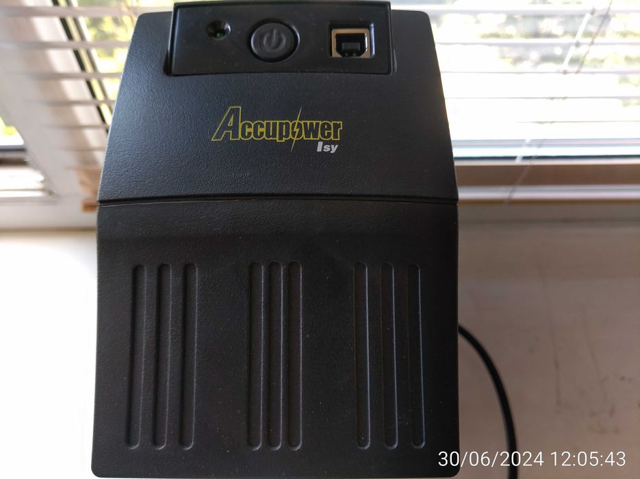Accupower_ISY 650 ибп