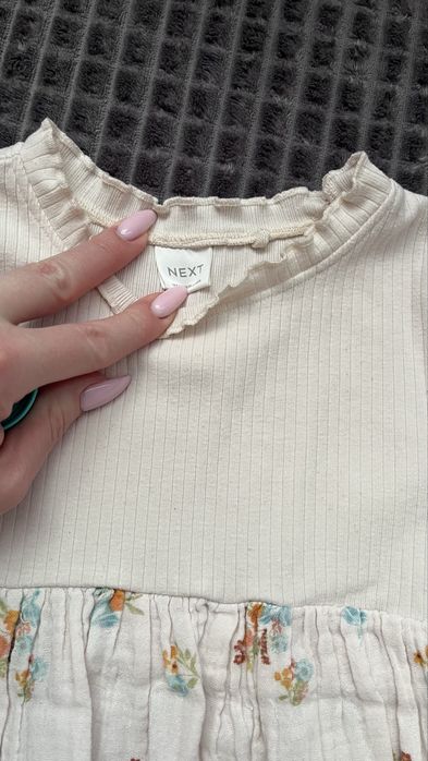 Плаття next весняне