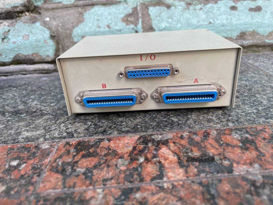 KVM-переключатель roline data switch box