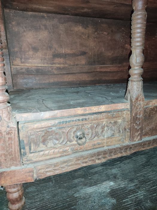 Móvel Liteira indiana