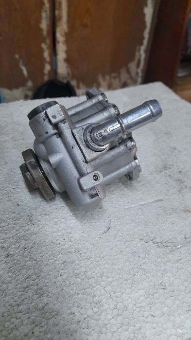 Pompa wspomagania kierownicy vw bora,golf 4 tdi