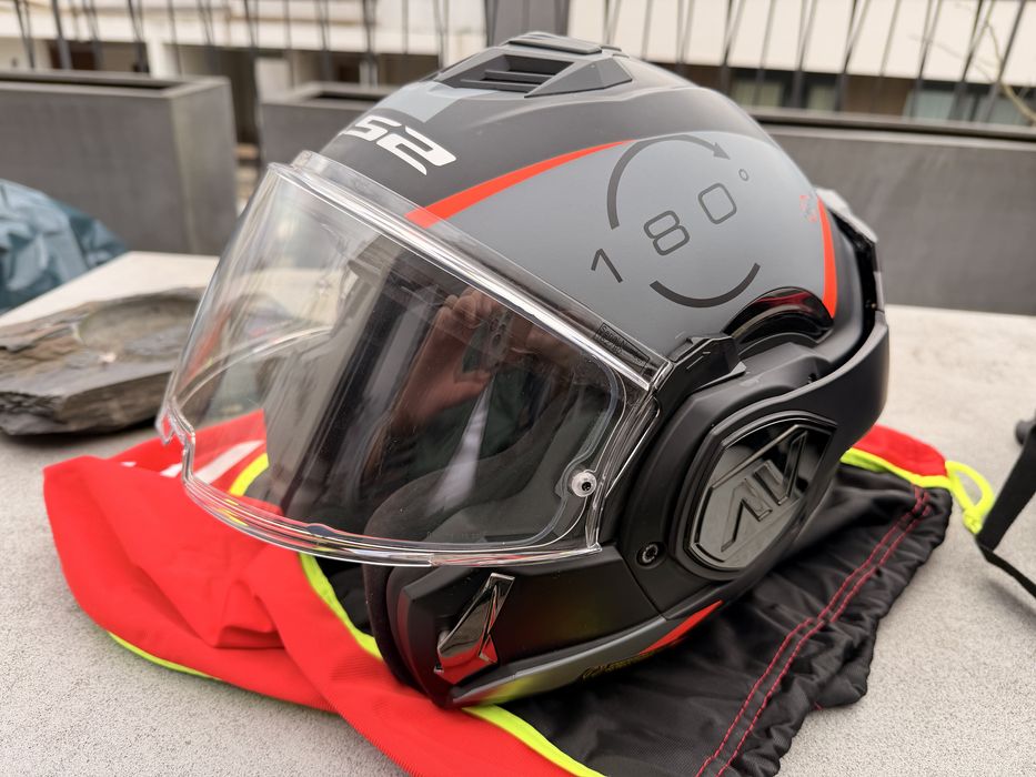 Capacete LS2 modular novo L