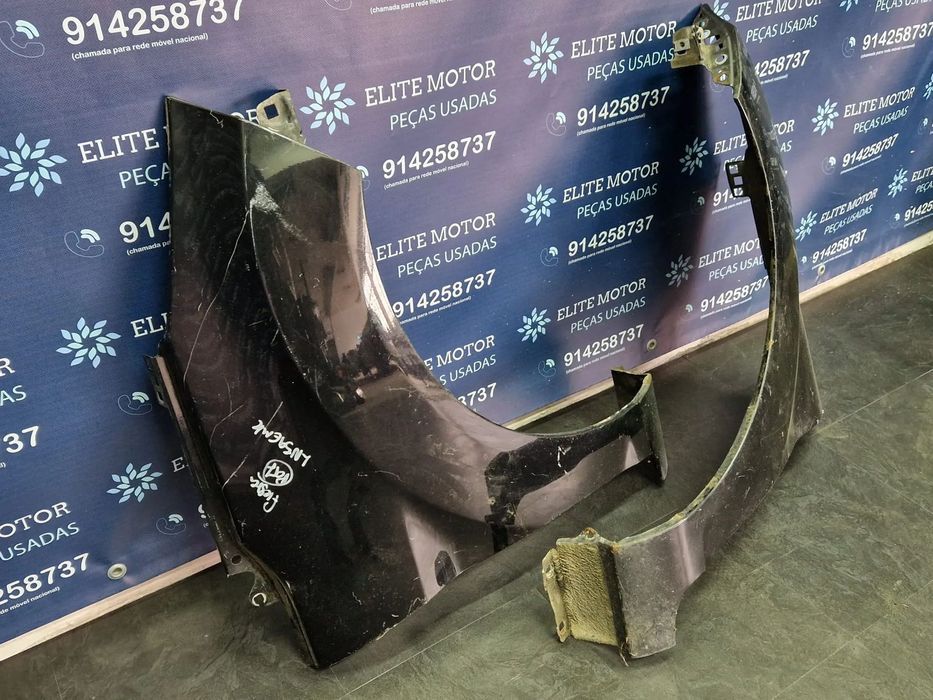 Guarda lamas usado FORD FIESTA 7 VII preto esquerdo direito