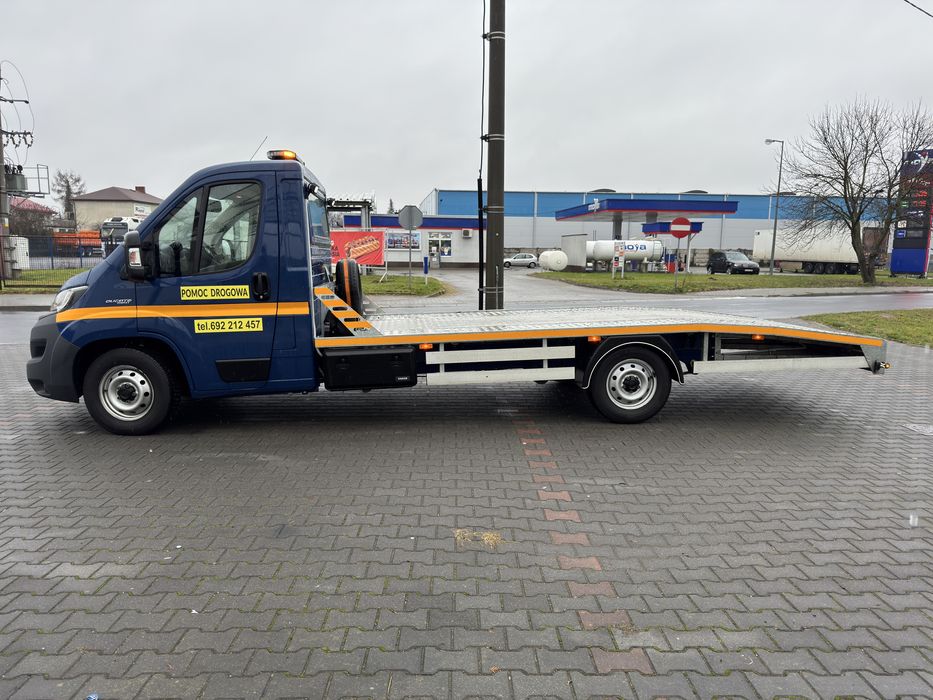 Pomoc Drogowa Autolaweta Holowanie laweta 24/7 do 3500kg