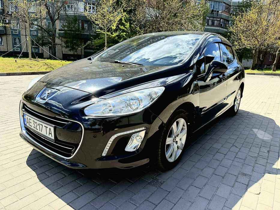 2012 нефарб Peugeot 308 АКП